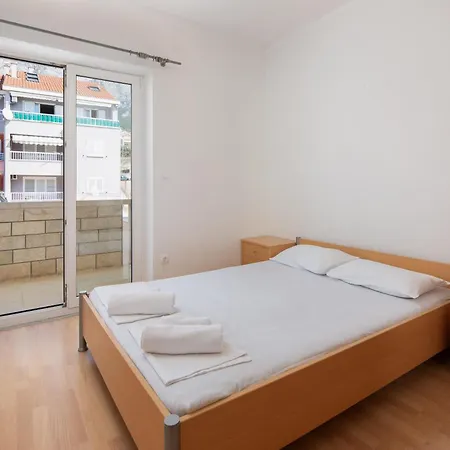 Morena Apartment Makarska