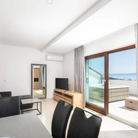 Morena Apartment Makarska