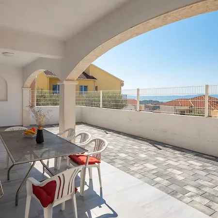 Apartment Morena *