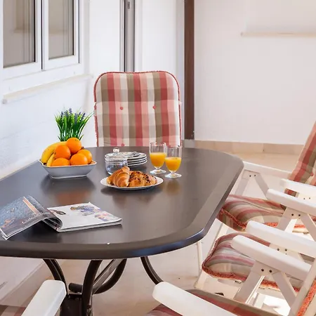 Morena Apartment *